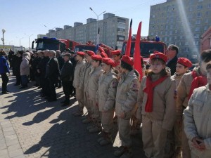  Митинг у  памятника посвященный пожарным на ЧАЭС