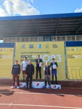Победитель и призеры на 5 км категория мужщины до18 лет