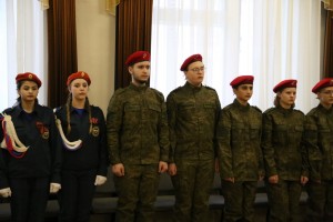 Равнение на знамена 3