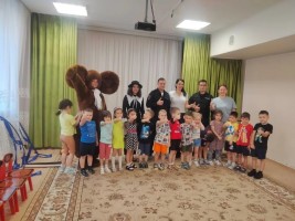  Чебурашка в гостях у дошколят 1